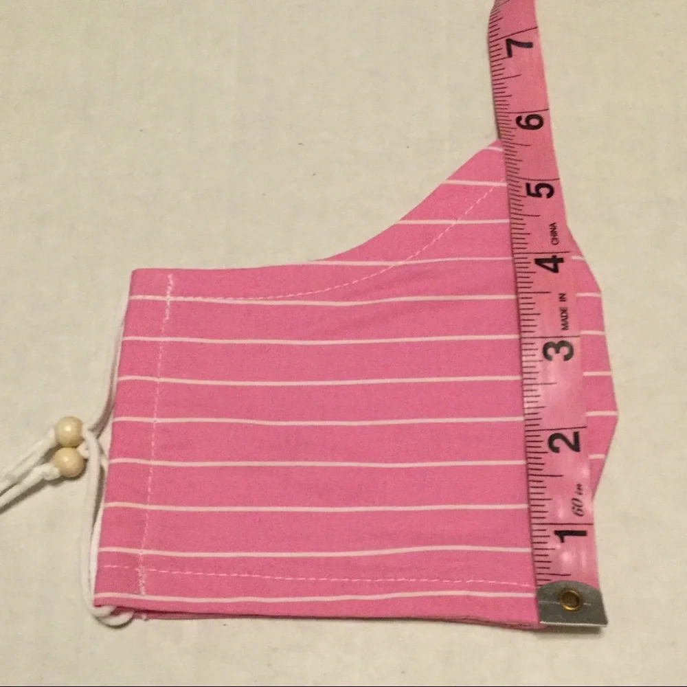 Lilly Pulitzer Cone Shape Face Mask Pink White NEW